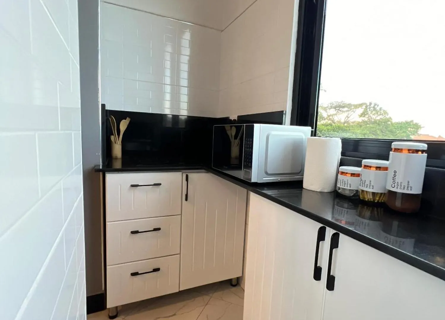 C&C Studio Apartments كامبالا
