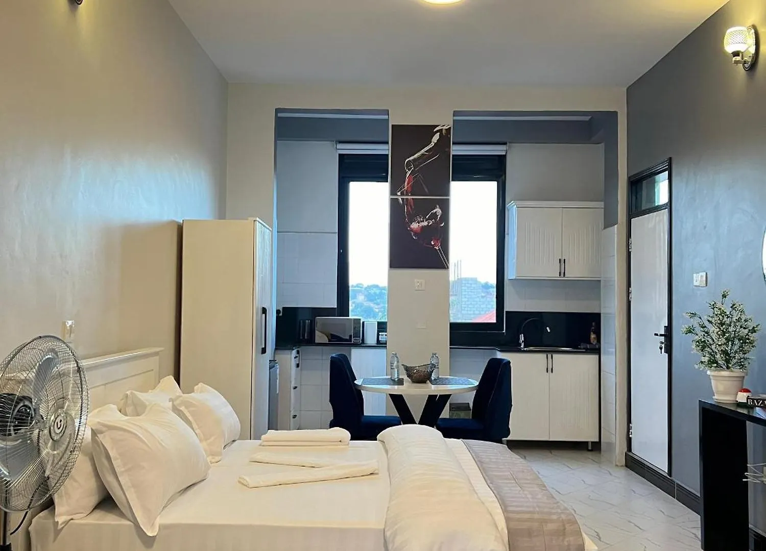 C&C Studio Apartments كامبالا 0*,